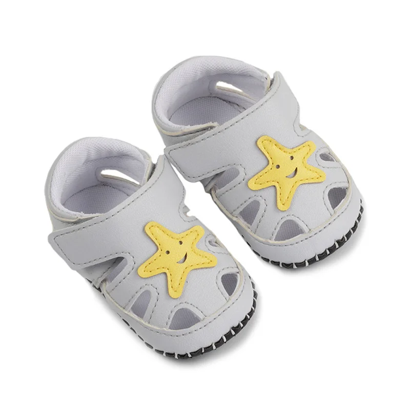 Летние сандалии для маленьких мальчиков; Обувь из искусственной кожи; Милая обувь для маленьких девочек; Дышащая обувь на плоской мягкой подошве; Тапочки для малышей 
Летние сандалии для маленьких мальчиков; Обувь из искусственной кожи; Милая обувь для маленьких девочек; Дышащая обувь на плоской мягкой подошве; Тапочки для малышей