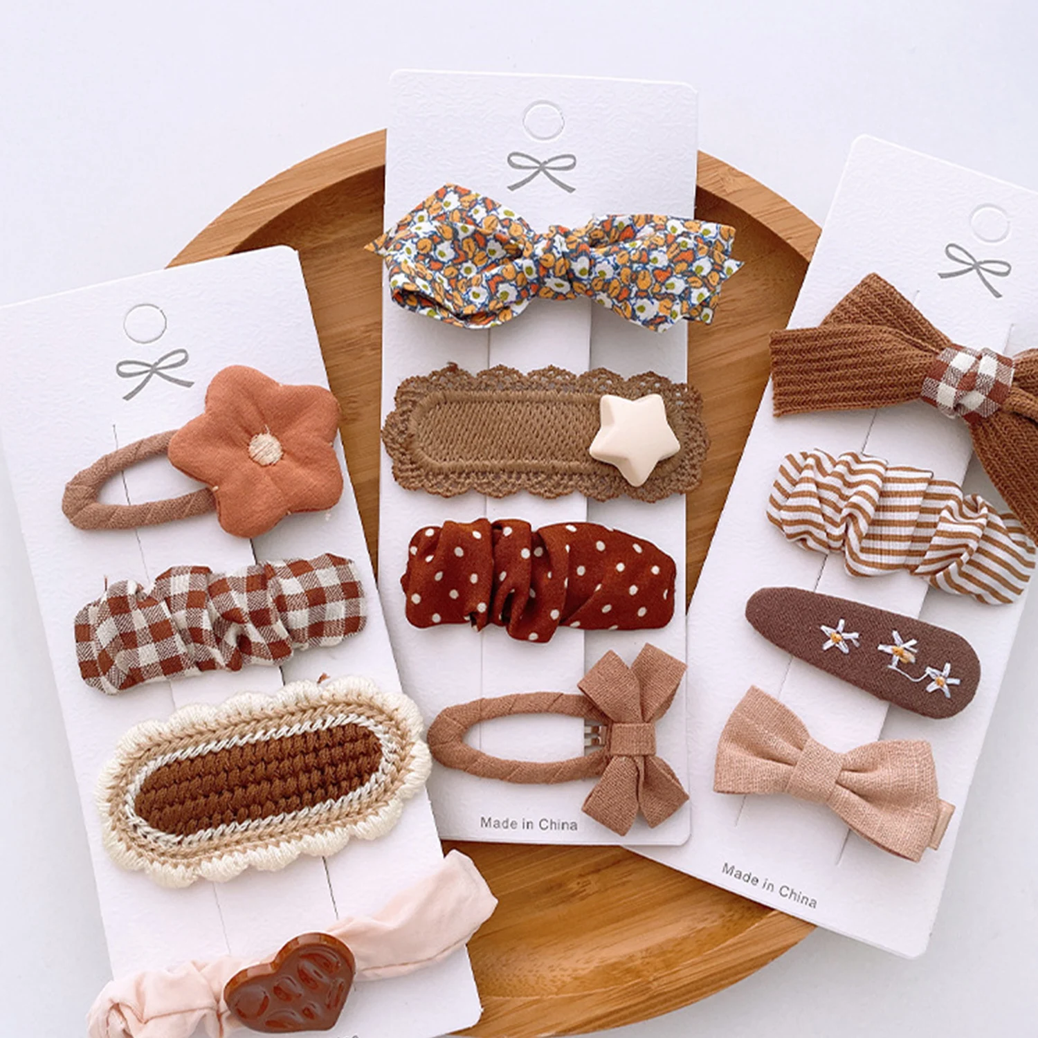 4PCS Bow Knit Star Fabric Princess Hair Clips For Women Girls Floral Plaid Dot Hairpin Sweet Cream Color Hair Accessories
4PCS Bow Knit Star Fabric Princess Hair Clips For Women Girls Floral Plaid Dot Hairpin Sweet Cream Color Hair Accessories