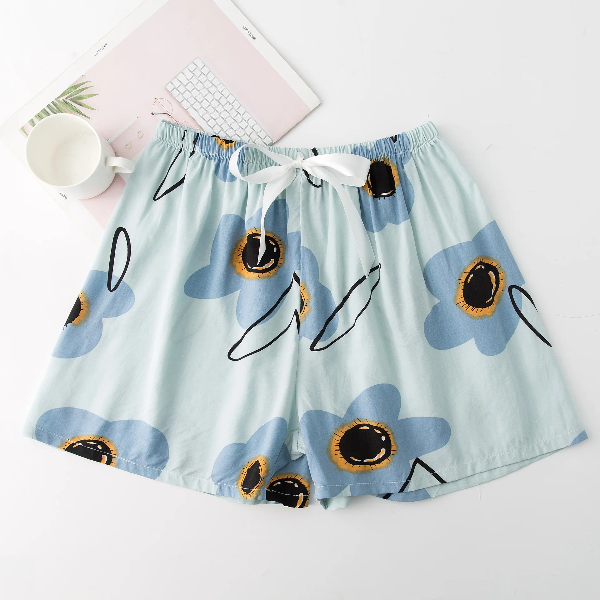Woman Pant Shorts Summer Women's Loose And Casual Plus Size Printed Wide Leg Comfortable And Fashionable With Ribbon Bow D
Woman Pant Shorts Summer Women's Loose And Casual Plus Size Printed Wide Leg Comfortable And Fashionable With Ribbon Bow D