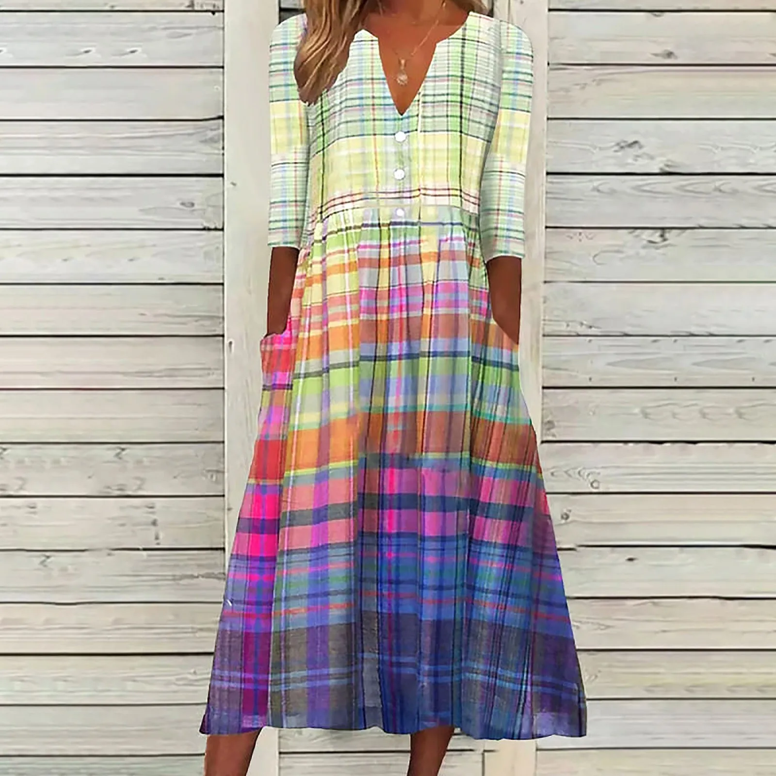 Женское летнее длинное платье с V-образным вырезом, коротким рукавом и карманами
Женское летнее длинное платье с V-образным вырезом, коротким рукавом и карманами