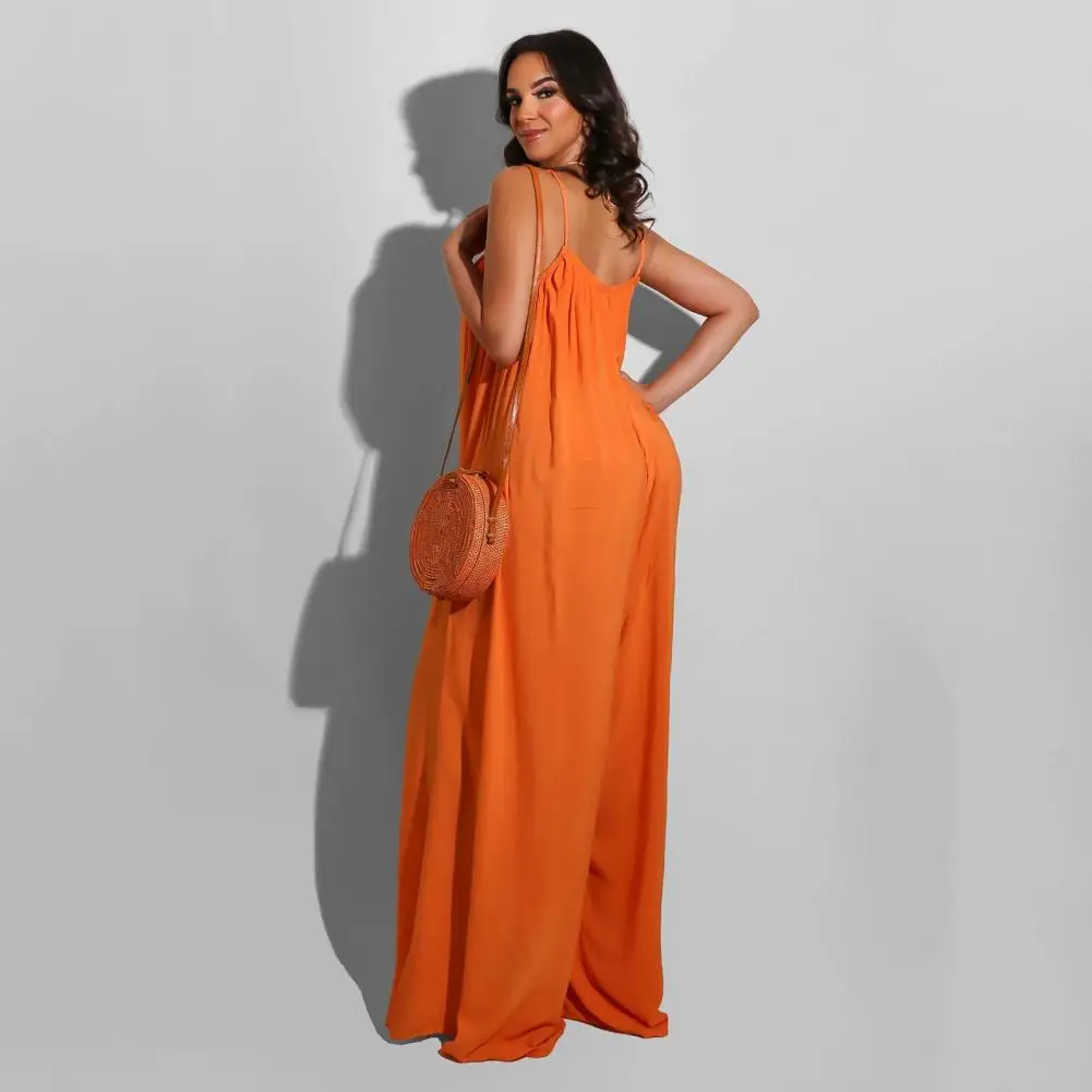 Relaxed Fit Jumpsuit Stylish Women's Backless Sleeveless Jumpsuit Wide Leg Pleated Design Oversized Fit for Vacation Oversized
Relaxed Fit Jumpsuit Stylish Women's Backless Sleeveless Jumpsuit Wide Leg Pleated Design Oversized Fit for Vacation Oversized