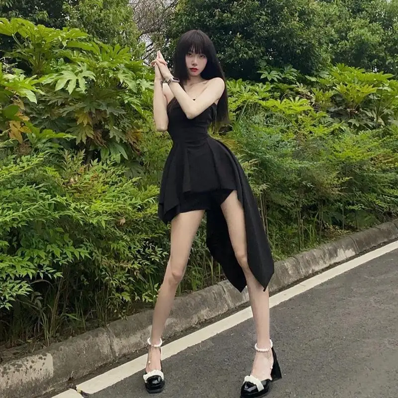 Korean Version of Sexy Black Dress Strapless Irregular Short Tube Top Waist Sexy Evening Dress Birthday Princess Dress 
Korean Version of Sexy Black Dress Strapless Irregular Short Tube Top Waist Sexy Evening Dress Birthday Princess Dress