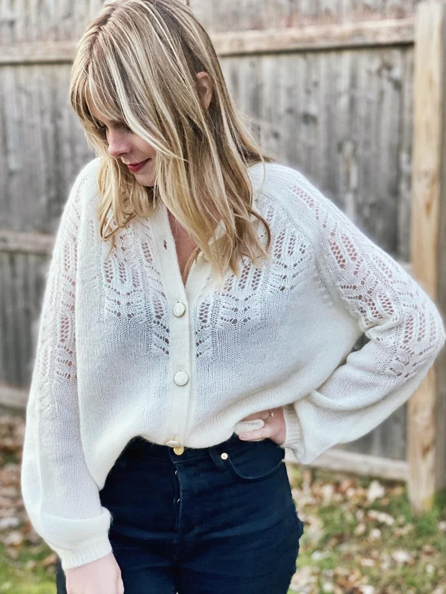 Женский однобортный мохеровый кардиган, винтажный Повседневный пуловер с вырезами, длинным рукавом и круглым вырезом, зима 2022
Женский однобортный мохеровый кардиган, винтажный Повседневный пуловер с вырезами, длинным рукавом и круглым вырезом, зима 2022