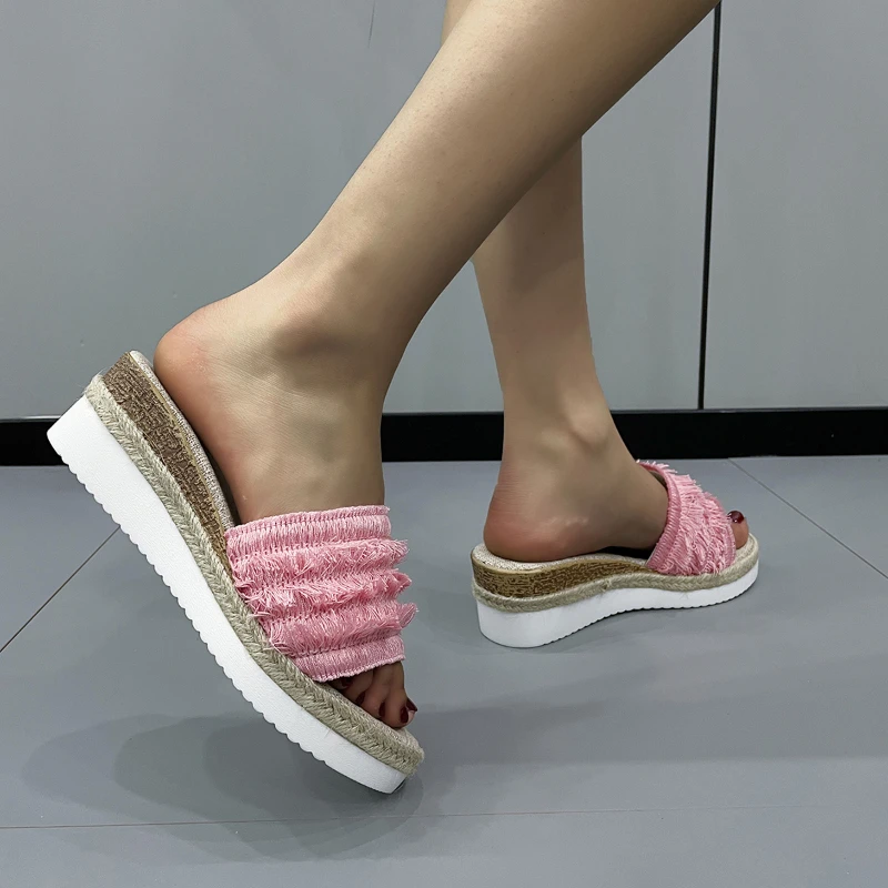 Casual Beach Platform Slippers Women 2023 Summer Thick Sole Wedges Sandals Woman Non-Slip Open Toe Wedge Shoes
Casual Beach Platform Slippers Women 2023 Summer Thick Sole Wedges Sandals Woman Non-Slip Open Toe Wedge Shoes