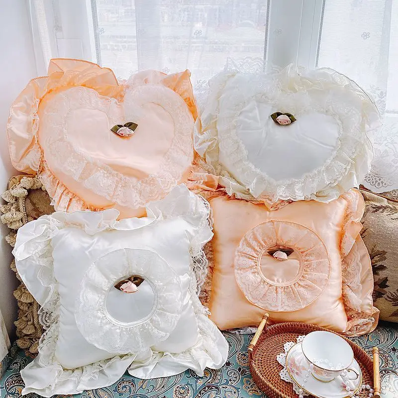 French Style Pillow Princess Style Girls Solid Color Ruffle Edge Flowers 32*8CM Lace Home Decor Living Room Sofa Bed Cushion New
French Style Pillow Princess Style Girls Solid Color Ruffle Edge Flowers 32*8CM Lace Home Decor Living Room Sofa Bed Cushion New
