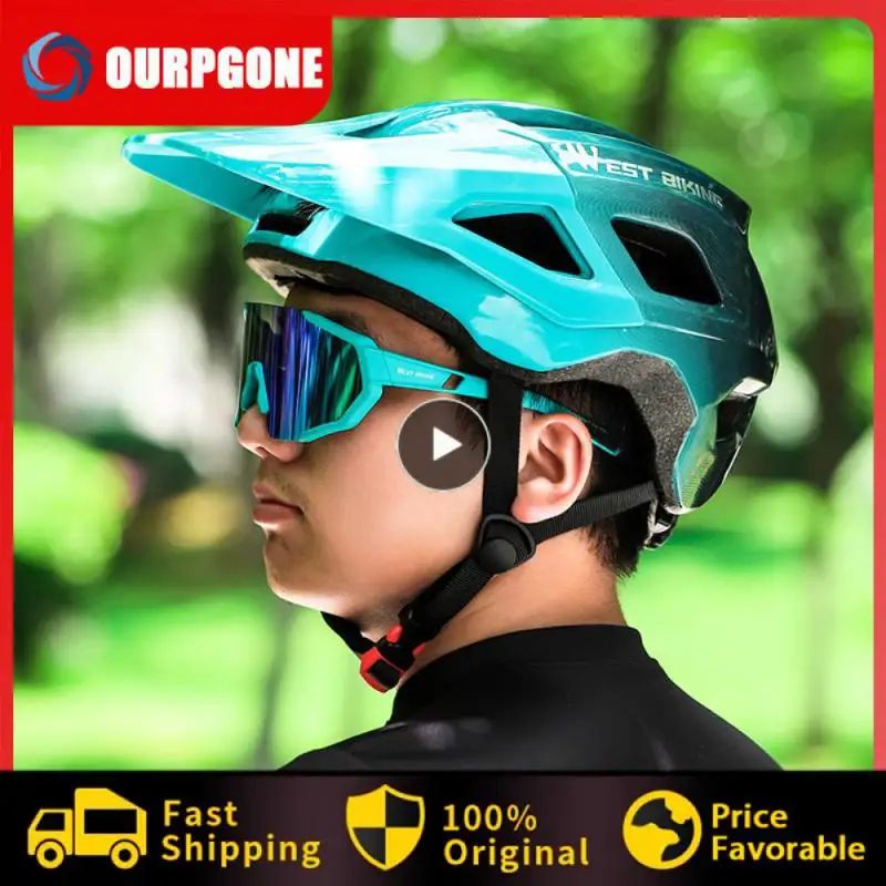Ultralight Motobike Bicycle Cycling Helmet Outdoor Riding Safety Cap Men Women MTB Road Electric Bike Integrally-molded Helmet
Ultralight Motobike Bicycle Cycling Helmet Outdoor Riding Safety Cap Men Women MTB Road Electric Bike Integrally-molded Helmet