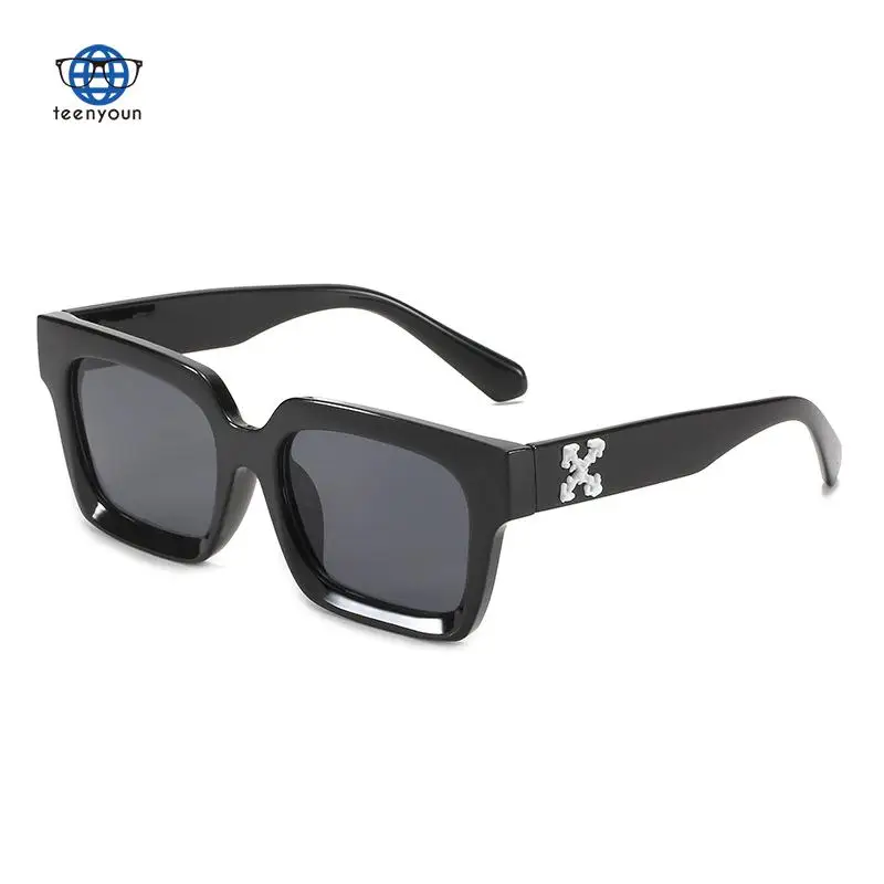 Teenyoun New Off Sunglasses Fashion Brand Same Frame Glasses Punk X Accessories Sun Glasses Gafas De Sol For Women
Teenyoun New Off Sunglasses Fashion Brand Same Frame Glasses Punk X Accessories Sun Glasses Gafas De Sol For Women