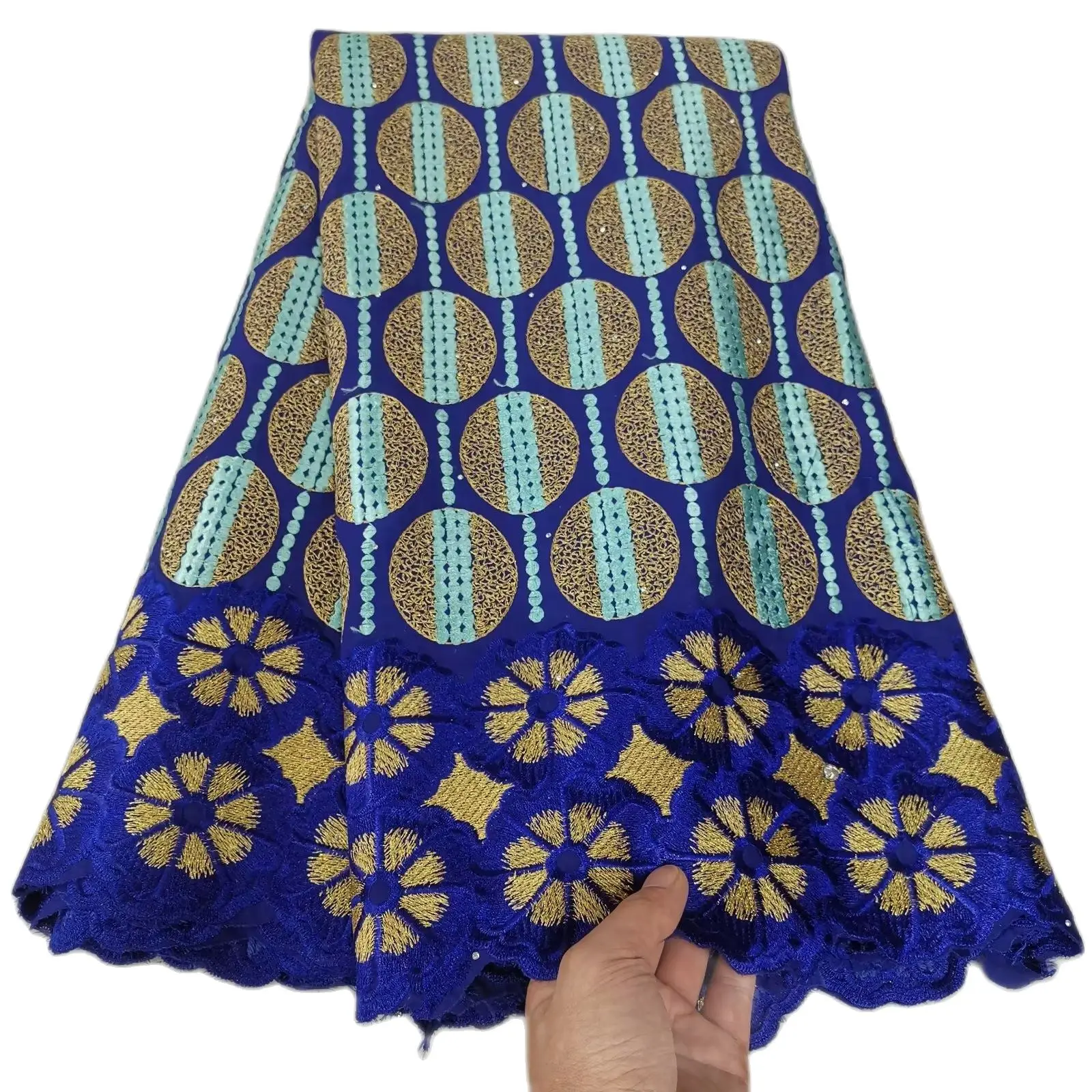 Высококачественная африканская сухая хлопчатобумажная кружевная ткань с вышивкой швейцарская вуаль кружева в Швейцарии нигерийская круж...
Высококачественная африканская сухая хлопчатобумажная кружевная ткань с вышивкой швейцарская вуаль кружева в Швейцарии нигерийская круж...