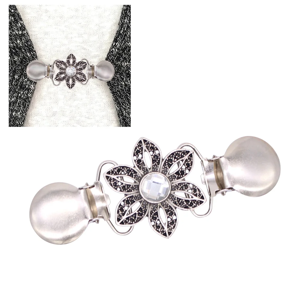 2PC Sweater Clips Classic Cardigan Shawl Blouse Sweater Scarves Tighten Clips Brooches Clothing Connection Buckles 
2PC Sweater Clips Classic Cardigan Shawl Blouse Sweater Scarves Tighten Clips Brooches Clothing Connection Buckles