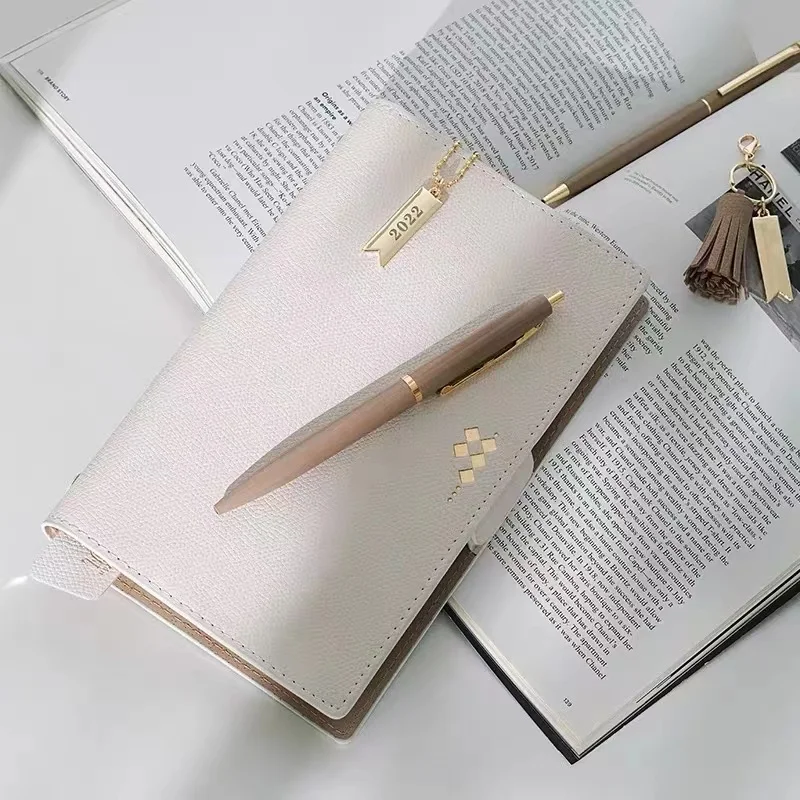A6 PU Leather Loose Leaf Notebook Business Journal Agenda Planner Cover 6 Ring Binder Portable Notepad Meeting Gift Stationery
A6 PU Leather Loose Leaf Notebook Business Journal Agenda Planner Cover 6 Ring Binder Portable Notepad Meeting Gift Stationery