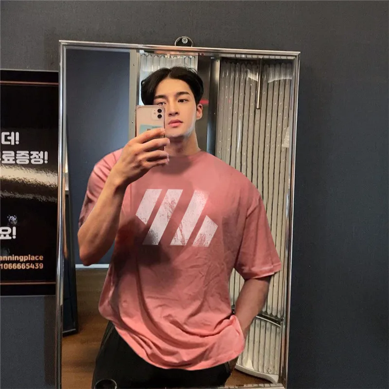 Summer 2022 new Men Cotton T-Shirt Fitness Fashion T-shirt Leisure Breathable Short Sleeve Muscle O-Neck Running Athletic Shirt
Summer 2022 new Men Cotton T-Shirt Fitness Fashion T-shirt Leisure Breathable Short Sleeve Muscle O-Neck Running Athletic Shirt
