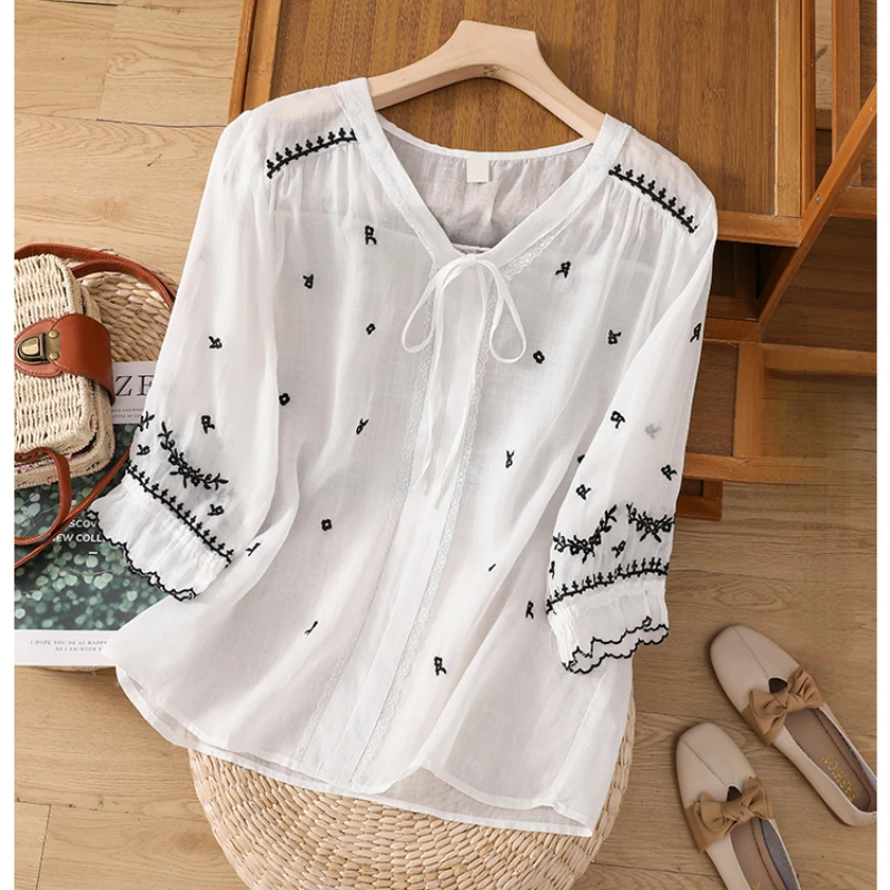 Cotton Linen Shirt for Women Summer 2023 New In Lace Embroidery Blouses Vintage Loose Fashion Short Sleeve Top V-neck
Cotton Linen Shirt for Women Summer 2023 New In Lace Embroidery Blouses Vintage Loose Fashion Short Sleeve Top V-neck
