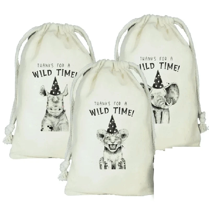 5pcs animal gift favor bags Jungle Safari zoo Themed Boy Girl wild one 1st 2nd 3rd Birthday Party table centerpiece decoration 
5pcs animal gift favor bags Jungle Safari zoo Themed Boy Girl wild one 1st 2nd 3rd Birthday Party table centerpiece decoration
