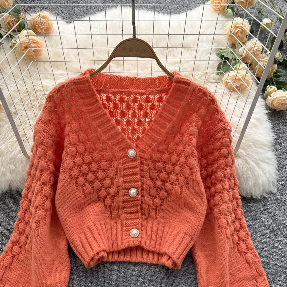 2Cropped Cardigan Solid Color V Neck Short Sweater Lazy Wild Hollow Out Sweaters for Women Chic Pearl Button Knitted Coat Shirts
2Cropped Cardigan Solid Color V Neck Short Sweater Lazy Wild Hollow Out Sweaters for Women Chic Pearl Button Knitted Coat Shirts