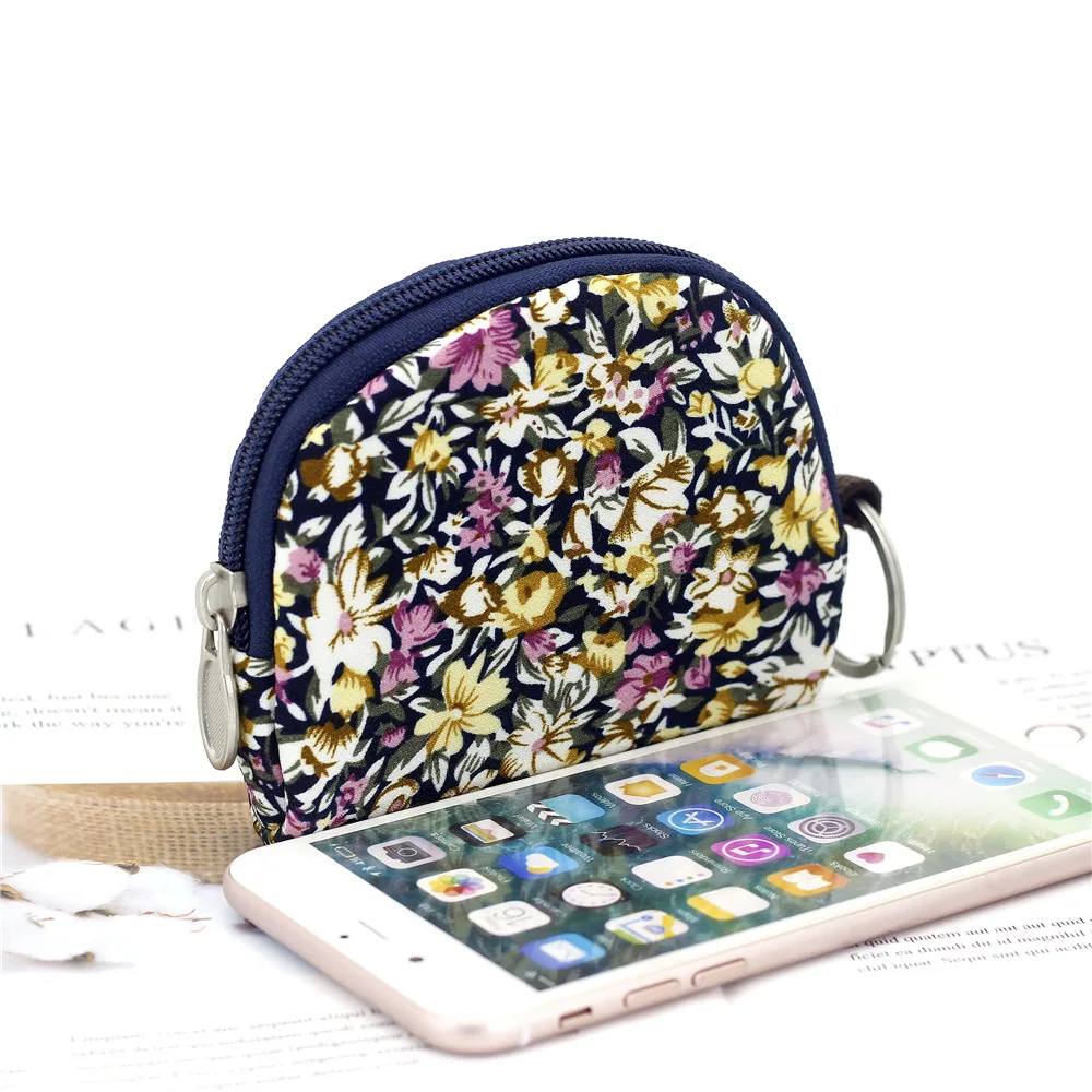 Cute floral pastoral bag wallet for women girl coin purse Cotton Fabric WOMEN semicircle shape zipper Coin purses key bag gift
Cute floral pastoral bag wallet for women girl coin purse Cotton Fabric WOMEN semicircle shape zipper Coin purses key bag gift