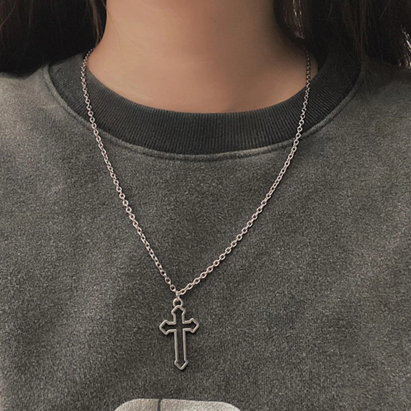 Punk Hollow Cross Pendant Gothic Chain Necklace For Men Women Cosplay Vintage Hip Hop Rock Choker Accessories Jewelry Gifts 
Punk Hollow Cross Pendant Gothic Chain Necklace For Men Women Cosplay Vintage Hip Hop Rock Choker Accessories Jewelry Gifts
