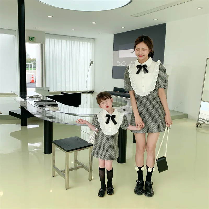 Parent-child Mother and Daughter Korean Version of The New Girl Summer Short-sleeved Dress Girl Fresh Small Fragrance 4-6y
Parent-child Mother and Daughter Korean Version of The New Girl Summer Short-sleeved Dress Girl Fresh Small Fragrance 4-6y