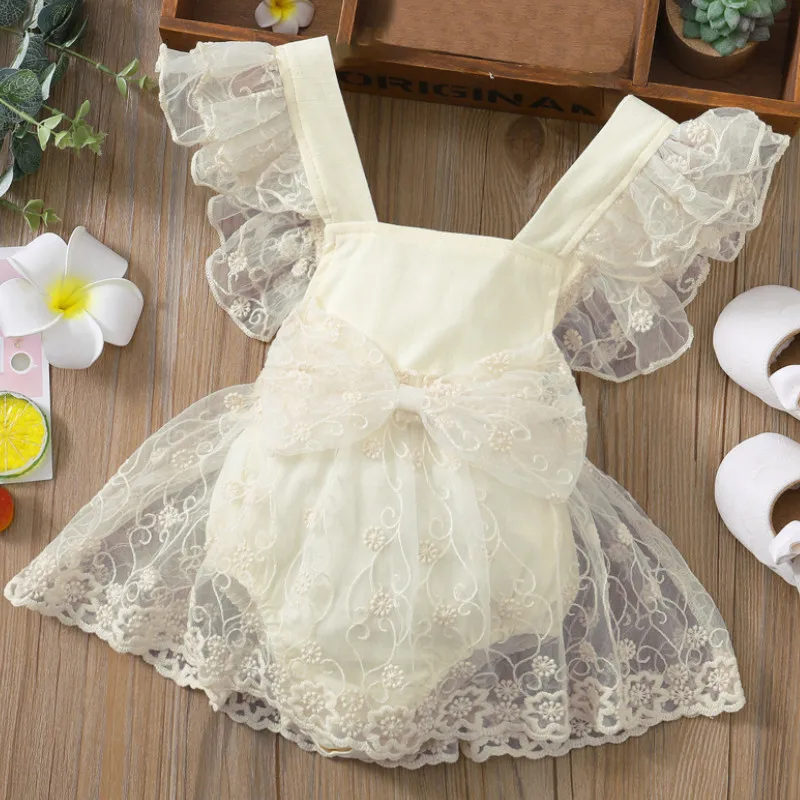 Baby Sleeveless Romper with Lace Patchwork, Flower Pattern Sweet Bow Style, Summer Clothing
Baby Sleeveless Romper with Lace Patchwork, Flower Pattern Sweet Bow Style, Summer Clothing