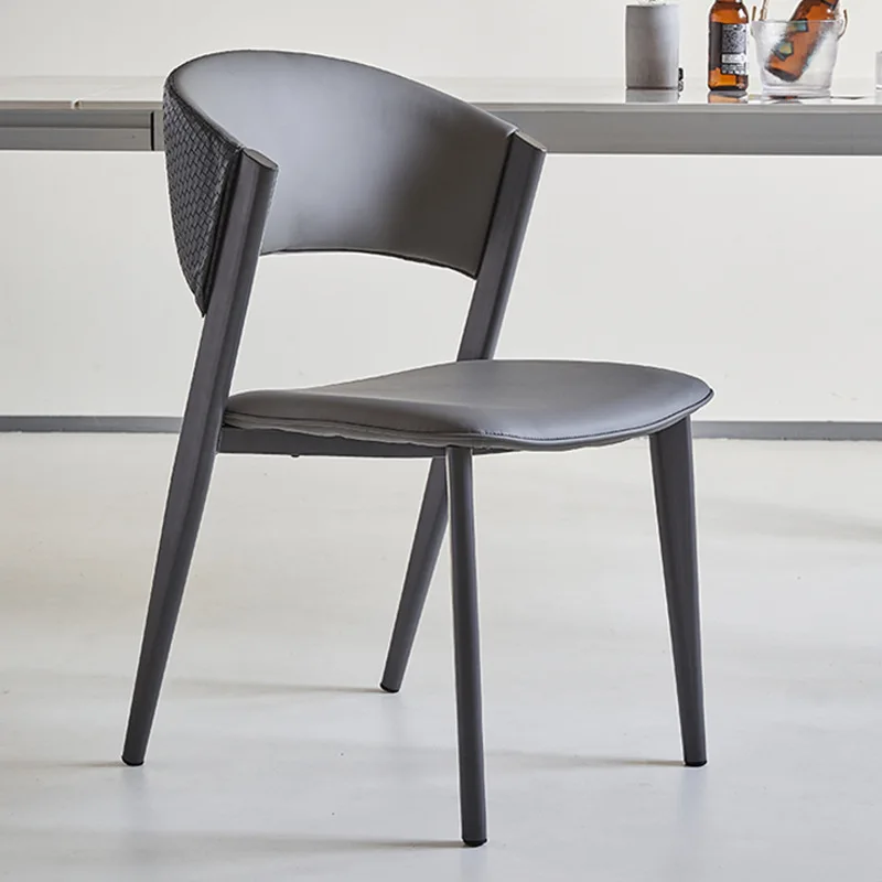 Retro Light Luxury Simple Chair Italian Minimalist Leather Dining Chairs Home Restaurant Hotel Designer Chair with Backrest
Retro Light Luxury Simple Chair Italian Minimalist Leather Dining Chairs Home Restaurant Hotel Designer Chair with Backrest