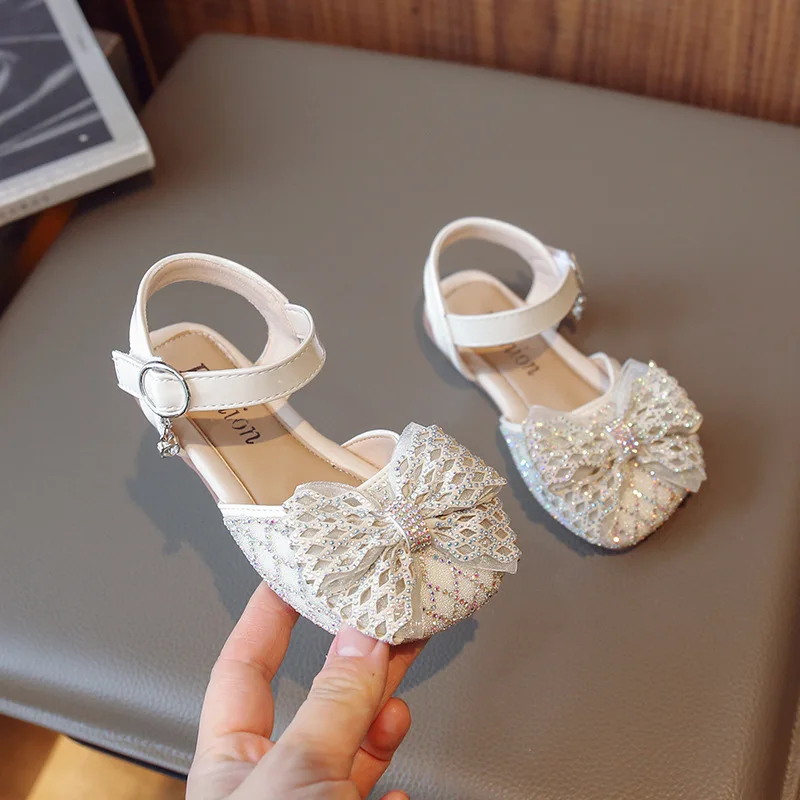 Summer Girls Sandals Cute Bow Fashion Sequins Kids Princess Shoes Flat Heels Children's Beach Sandals H833
Summer Girls Sandals Cute Bow Fashion Sequins Kids Princess Shoes Flat Heels Children's Beach Sandals H833