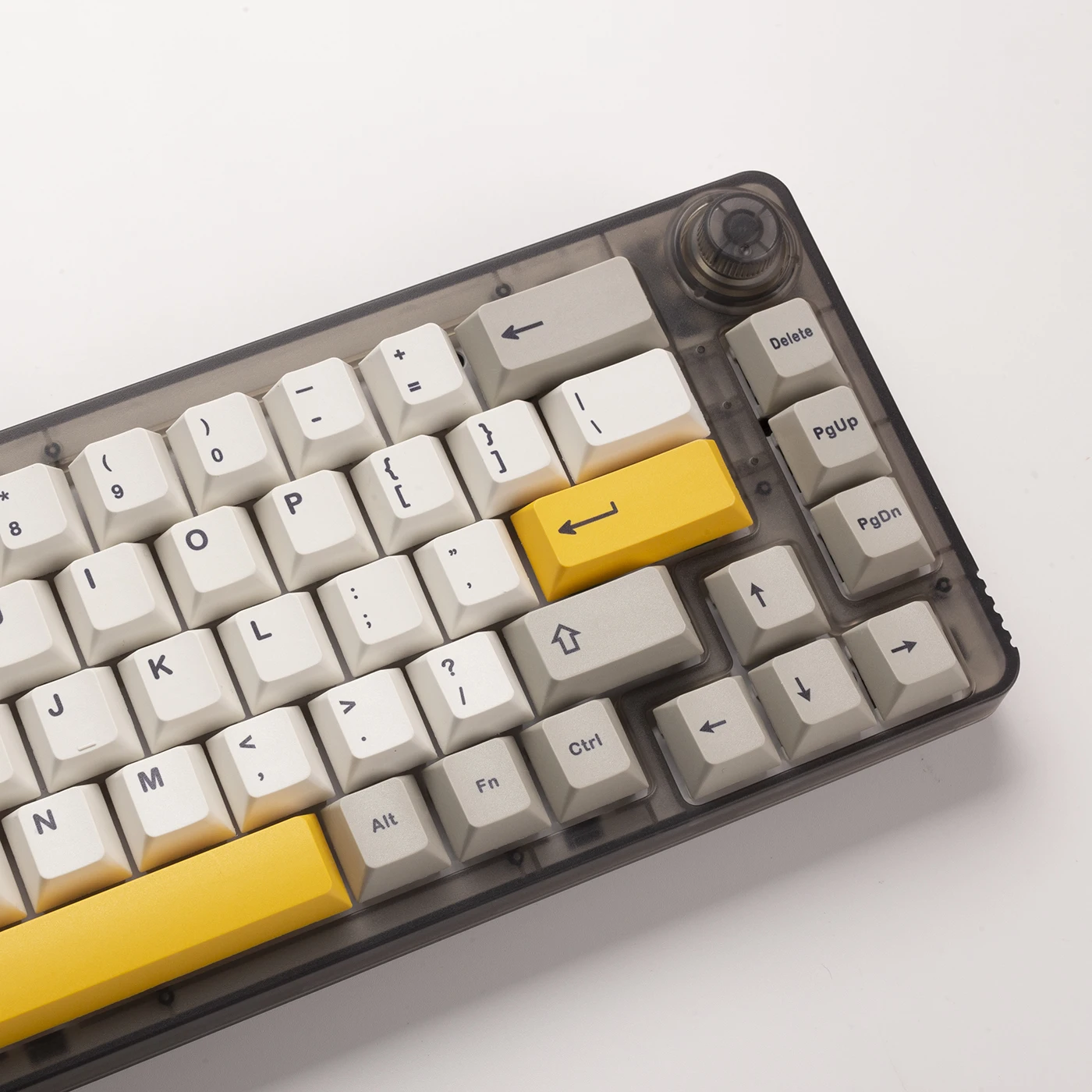 134 Keys GMK 9009 Cherry Profile Keycaps Retro Custom PBT Keycaps For Cherry Mx Mechanical Keyboard Personalise GMK Key cap
134 Keys GMK 9009 Cherry Profile Keycaps Retro Custom PBT Keycaps For Cherry Mx Mechanical Keyboard Personalise GMK Key cap