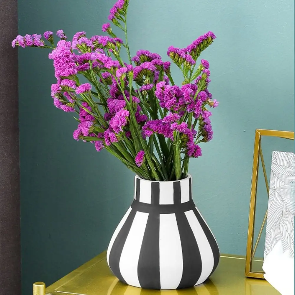 Originality Handmade Table Decorations Round Ceramic Bottle Vases with Stripes Porcelain
Originality Handmade Table Decorations Round Ceramic Bottle Vases with Stripes Porcelain