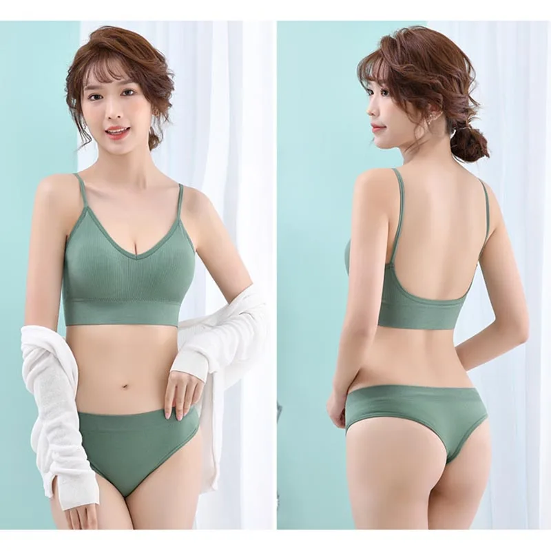 Q Sexy Women Bra Panties Set G-String Sports Bra Crop Top Seamless Underwear Fitness Bra Top Thongs Female Lingerie Set Intimate
Q Sexy Women Bra Panties Set G-String Sports Bra Crop Top Seamless Underwear Fitness Bra Top Thongs Female Lingerie Set Intimate