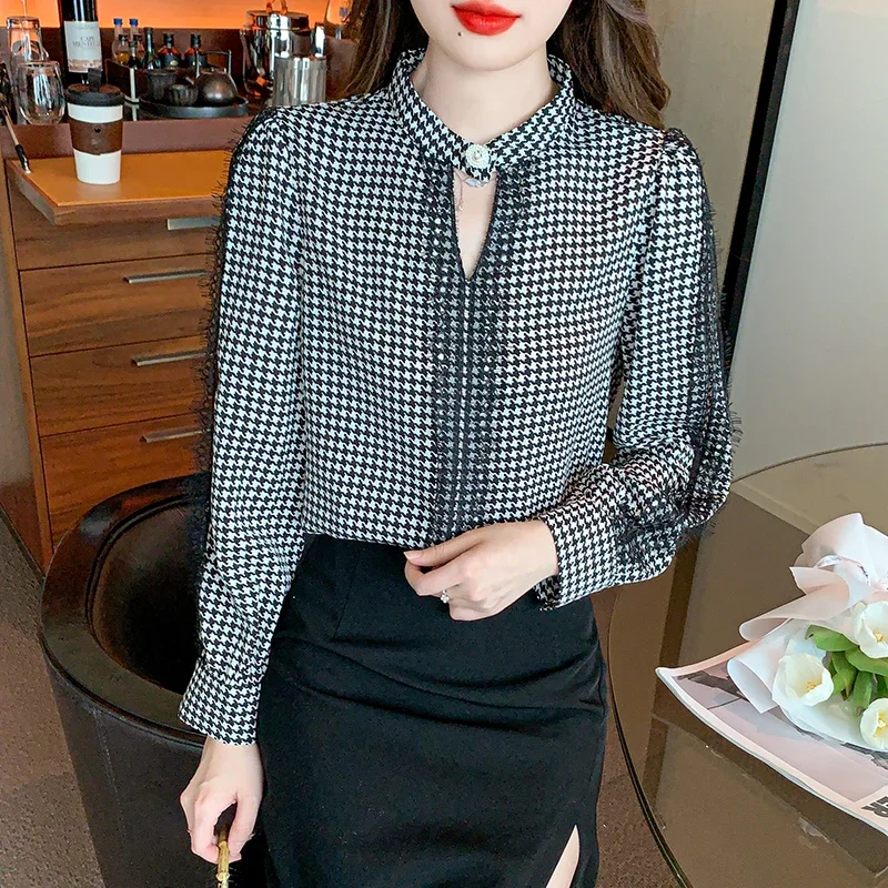 Chiffon Plaid Casual Women's Shirt Loose Fashion Houndstooth Blouses Ladies Clothing Full Spring/Summer O-Neck Tops YCMYUNYAN 
Chiffon Plaid Casual Women's Shirt Loose Fashion Houndstooth Blouses Ladies Clothing Full Spring/Summer O-Neck Tops YCMYUNYAN