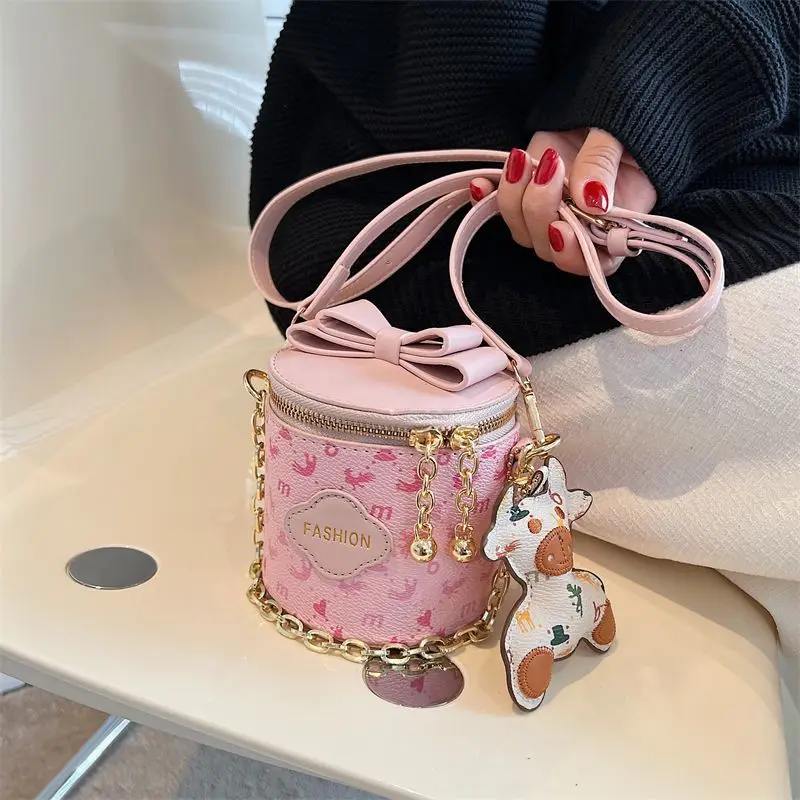 Small Design Print Mini Bucket Bag for Women's Summer 2023 New Texture Chain Handheld One Shoulder Crossbody Bag
Small Design Print Mini Bucket Bag for Women's Summer 2023 New Texture Chain Handheld One Shoulder Crossbody Bag