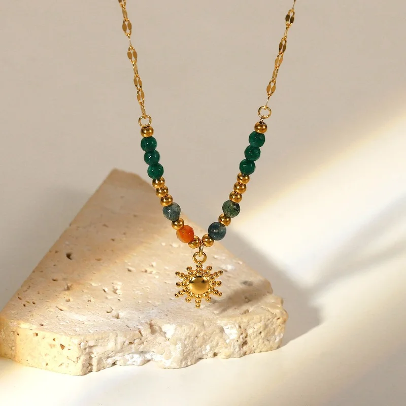 2022 fashion retro INS wind pendant necklace 18K gold stainless steel sun titanium steel waterproof non-fading jewelry
2022 fashion retro INS wind pendant necklace 18K gold stainless steel sun titanium steel waterproof non-fading jewelry