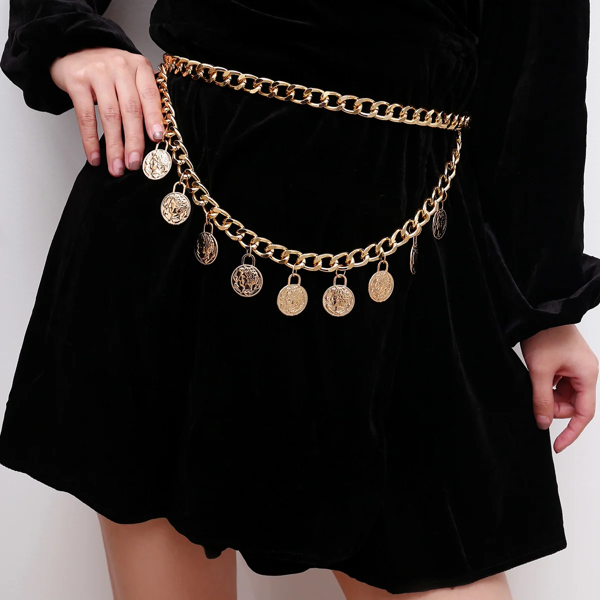 for Women Body Jewelry Portrait Coin Pendant Body Chain Sexy Cool Romantic Su Simple Waist Chain Female Sexy
for Women Body Jewelry Portrait Coin Pendant Body Chain Sexy Cool Romantic Su Simple Waist Chain Female Sexy