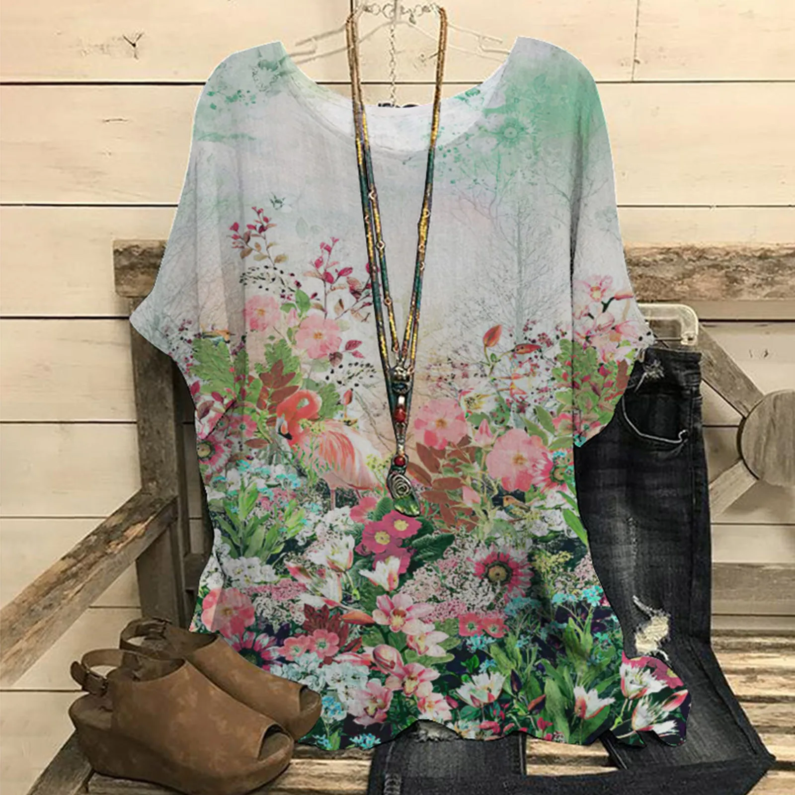 Plus Size Summer T-shirts Women Loose Comfortable Short Sleeve Round Neck Blouse Casual Floral Print Raglan Sleeve Tops T Shirt
Plus Size Summer T-shirts Women Loose Comfortable Short Sleeve Round Neck Blouse Casual Floral Print Raglan Sleeve Tops T Shirt