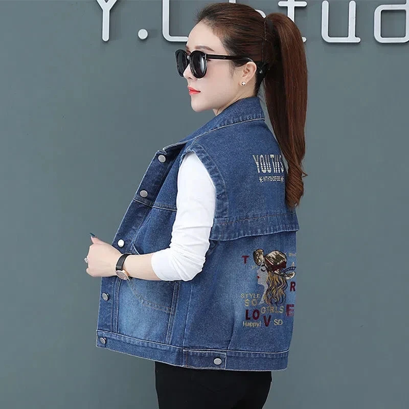 Denim Coat Women Vest Spring Autumn Korean Short Sleeveless Waistcoat Large Size Jeans Jacket Student All-Match Denim Vests 5XL
Denim Coat Women Vest Spring Autumn Korean Short Sleeveless Waistcoat Large Size Jeans Jacket Student All-Match Denim Vests 5XL
