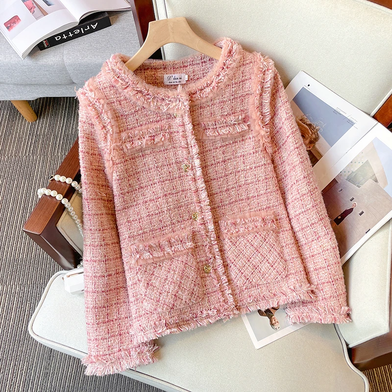 2022 New Elegant Winter Pink Tweed Outerwear High Quality Women O Neck Single Breasted Tassel Wool Pockets Thick Jacket Coat
2022 New Elegant Winter Pink Tweed Outerwear High Quality Women O Neck Single Breasted Tassel Wool Pockets Thick Jacket Coat