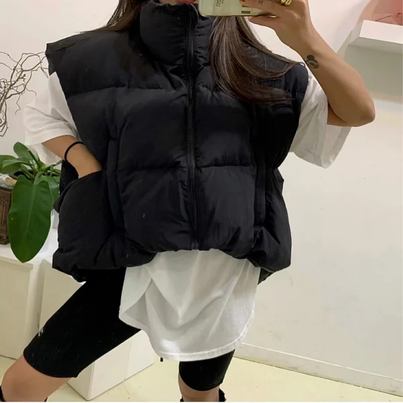 Korean Version of The Casual Short Stand Collar Loose Thick Warmth Ladies Elegant Zipper Fluffy Down Cotton Jacket Winter Vest
Korean Version of The Casual Short Stand Collar Loose Thick Warmth Ladies Elegant Zipper Fluffy Down Cotton Jacket Winter Vest