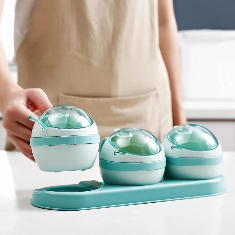 seasoning Kitchen box four compartments one condiment storage box with lid three compartment seasoning jar
seasoning Kitchen box four compartments one condiment storage box with lid three compartment seasoning jar