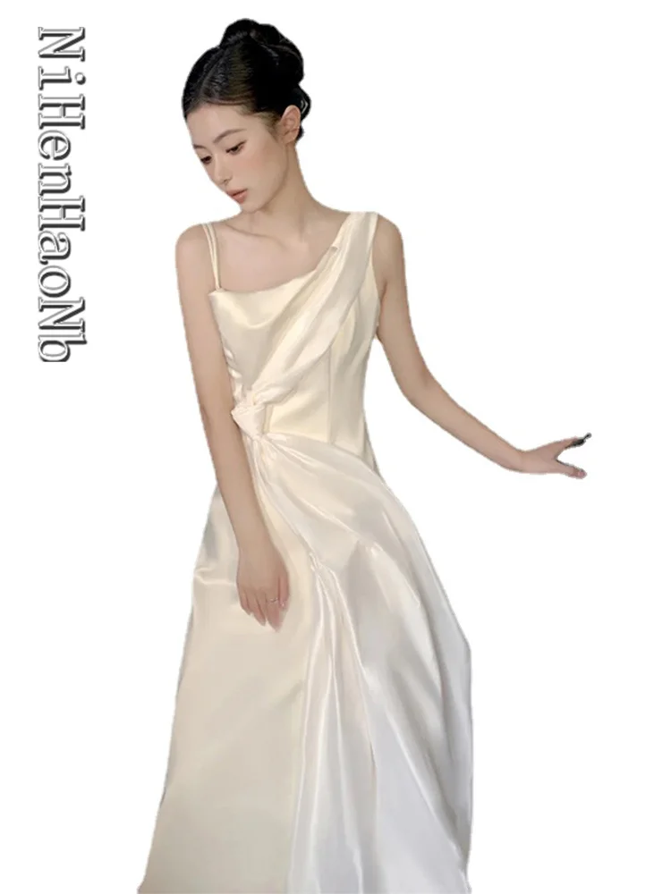 2023 One-Shoulder Bride Dresses Sleeveless Satin A-Line Wedding Dress Photo-Shooting Tour Robe De Mariée Gown Bridal
2023 One-Shoulder Bride Dresses Sleeveless Satin A-Line Wedding Dress Photo-Shooting Tour Robe De Mariée Gown Bridal