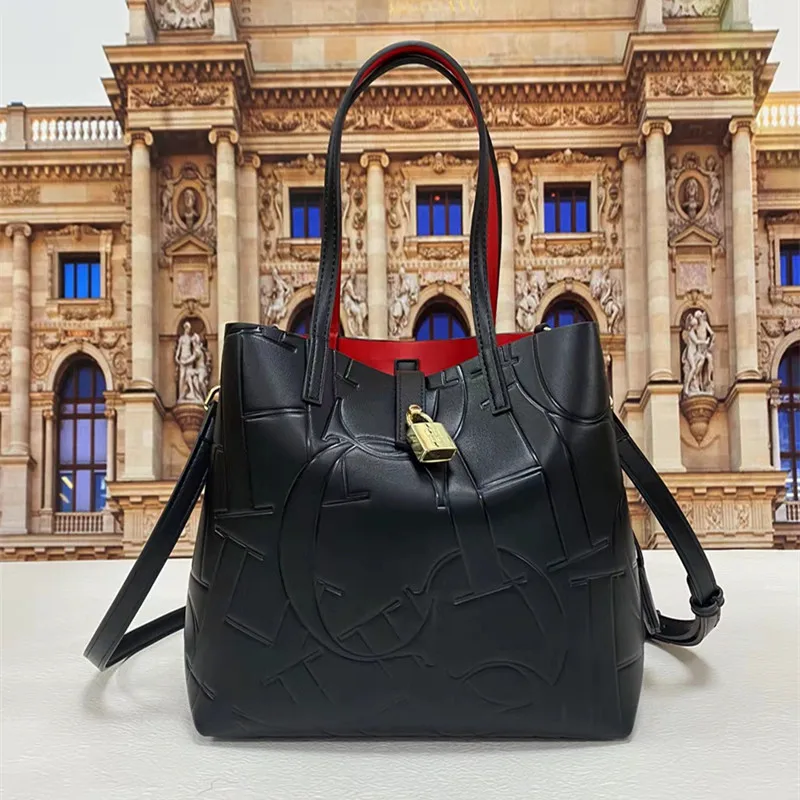 100% Genuine Leather CHCH HCHC Handbag 2022 New Letter Solid Color Fashion Large-capacity Shoulder Luxury Designer Tote Bag Cc G
100% Genuine Leather CHCH HCHC Handbag 2022 New Letter Solid Color Fashion Large-capacity Shoulder Luxury Designer Tote Bag Cc G