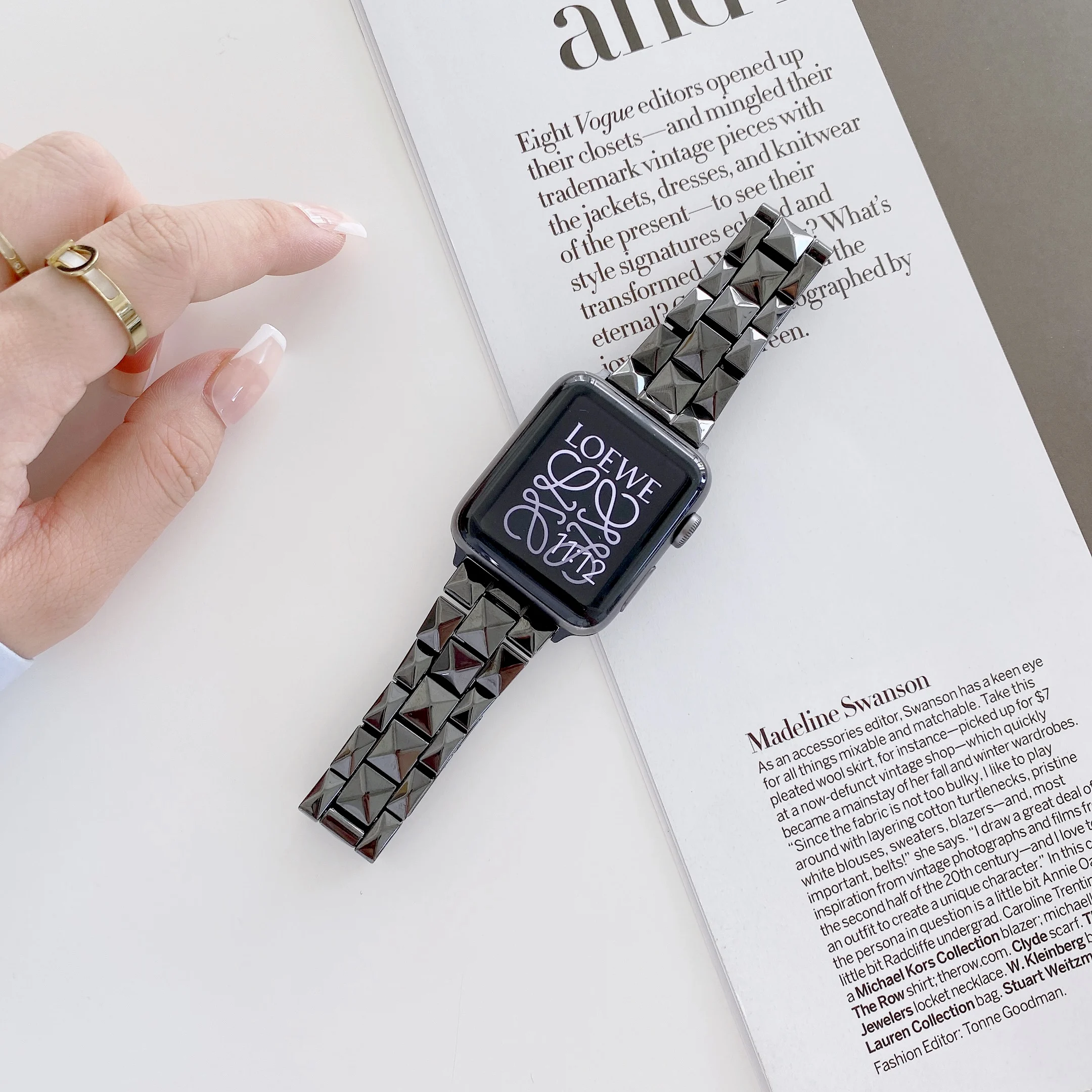 Ремешок керамический для Apple Watch, браслет-цепочка для Iwatch87654321SE Ultra 38 40 41 44 45 42 мм, с бусинами для мужчин и женщин
Ремешок керамический для Apple Watch, браслет-цепочка для Iwatch87654321SE Ultra 38 40 41 44 45 42 мм, с бусинами для мужчин и женщин