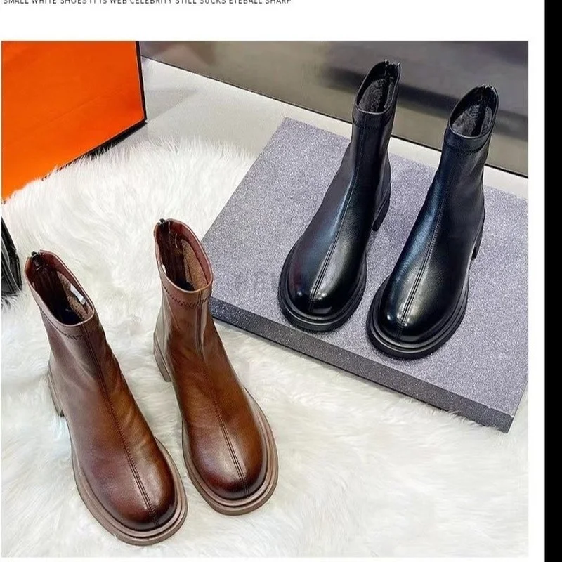 Женские модные ботинки челси из микрофибры, удобные осенне-зимние короткие ботинки, женские зимние плюшевые ботильоны, 2022
Женские модные ботинки челси из микрофибры, удобные осенне-зимние короткие ботинки, женские зимние плюшевые ботильоны, 2022