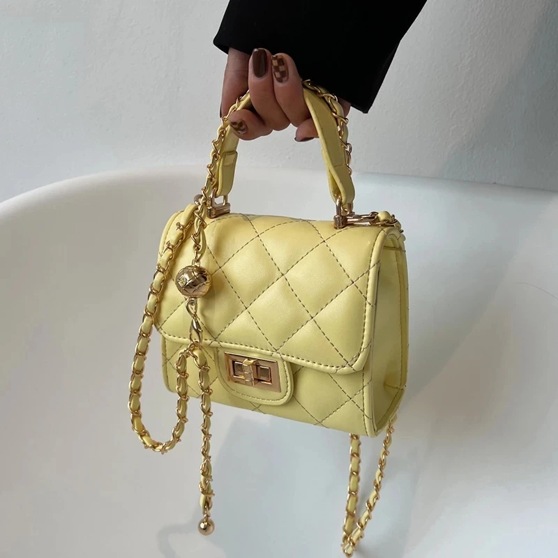 Cute Summer Crossbody Messenger Bag 2022 Trendy Women's Designer Totes Luxury Shoulder Side Bags Short Handle Handbag Purse
Cute Summer Crossbody Messenger Bag 2022 Trendy Women's Designer Totes Luxury Shoulder Side Bags Short Handle Handbag Purse