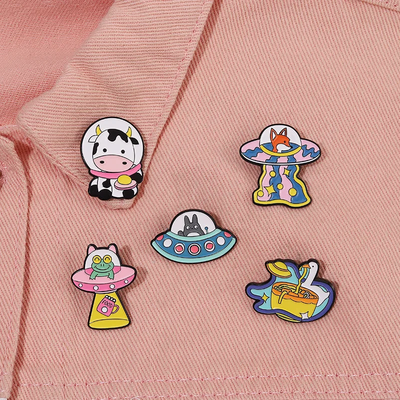

Cartoon Astronaut UFO Frog Cat Cow Fox Duck Goose Spaceship Pins Backpack Clothing Enamel Lapel Pins Brooches Badge Wholesale