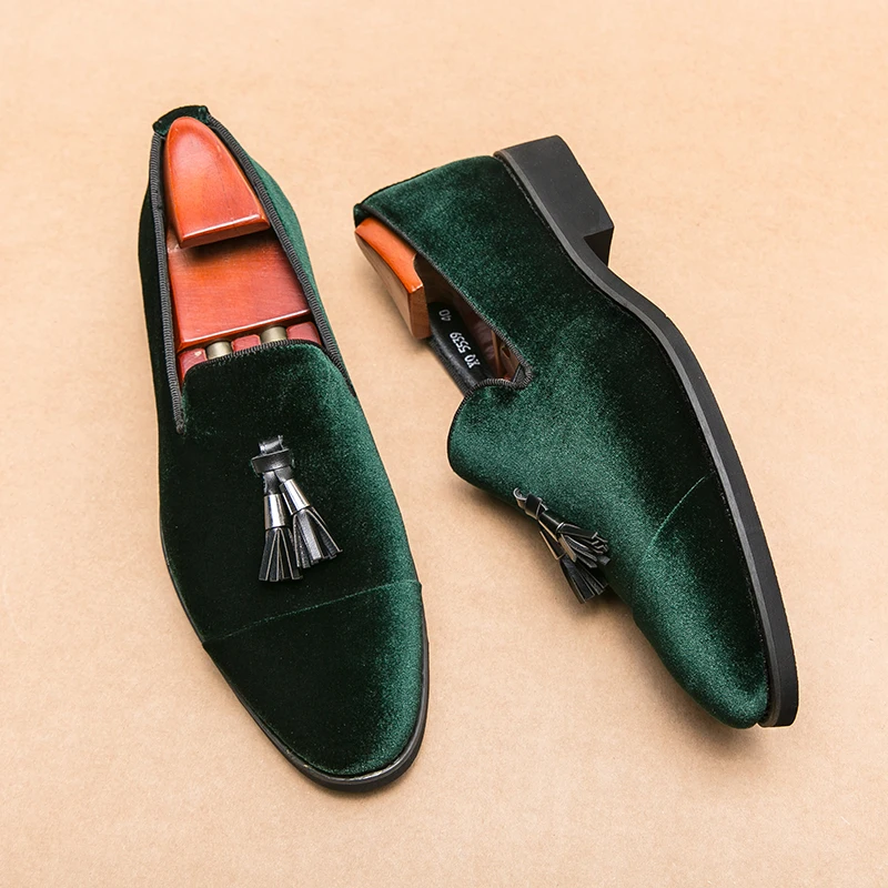High Quality Slip-on Loafers Men Soft Driving Moccasins Flats Walking Men's Shoes Casual Leather Loafers Shoes for Man 
High Quality Slip-on Loafers Men Soft Driving Moccasins Flats Walking Men's Shoes Casual Leather Loafers Shoes for Man