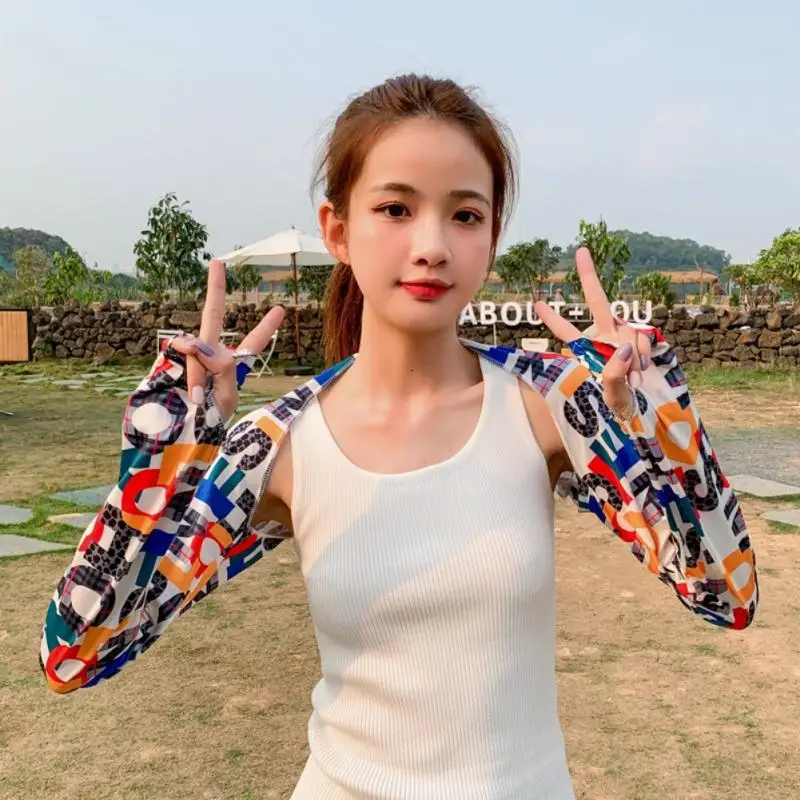 Ultraviolet Radiation Neck Shade Comfortable Ice Silk Sunscreen Sleeve Shawl Outdoor Cycling Sleeve Bicycle Sleeve Shawl Sleeve
Ultraviolet Radiation Neck Shade Comfortable Ice Silk Sunscreen Sleeve Shawl Outdoor Cycling Sleeve Bicycle Sleeve Shawl Sleeve