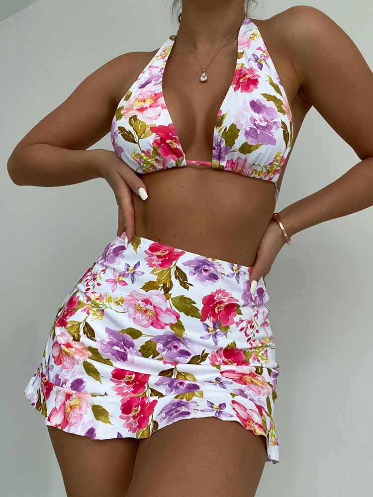 New Sexy Halter Backless Three Piece Bikini Swimwear Flowers Swimsuit With Skirt Tight Bikini Set Push Up Beachwear Bathing Suit
New Sexy Halter Backless Three Piece Bikini Swimwear Flowers Swimsuit With Skirt Tight Bikini Set Push Up Beachwear Bathing Suit