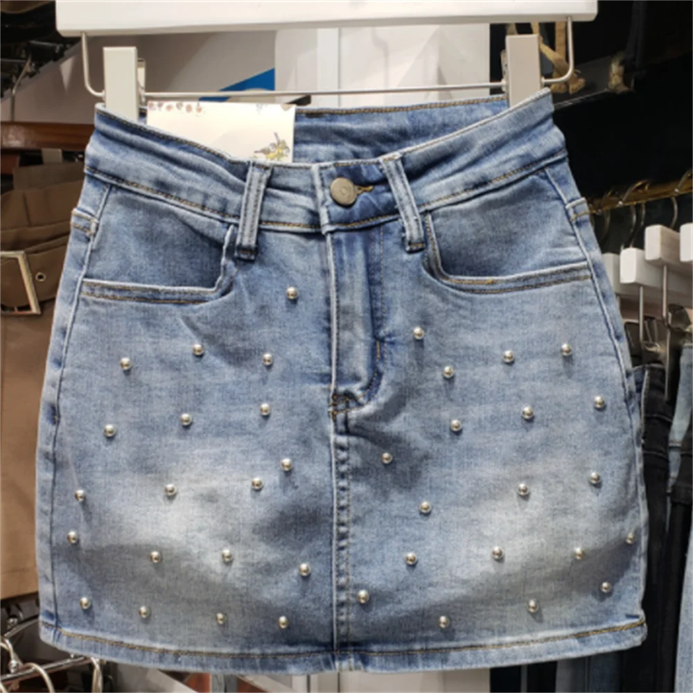 Женская джинсовая юбка-карандаш с высокой талией
Женская джинсовая юбка-карандаш с высокой талией