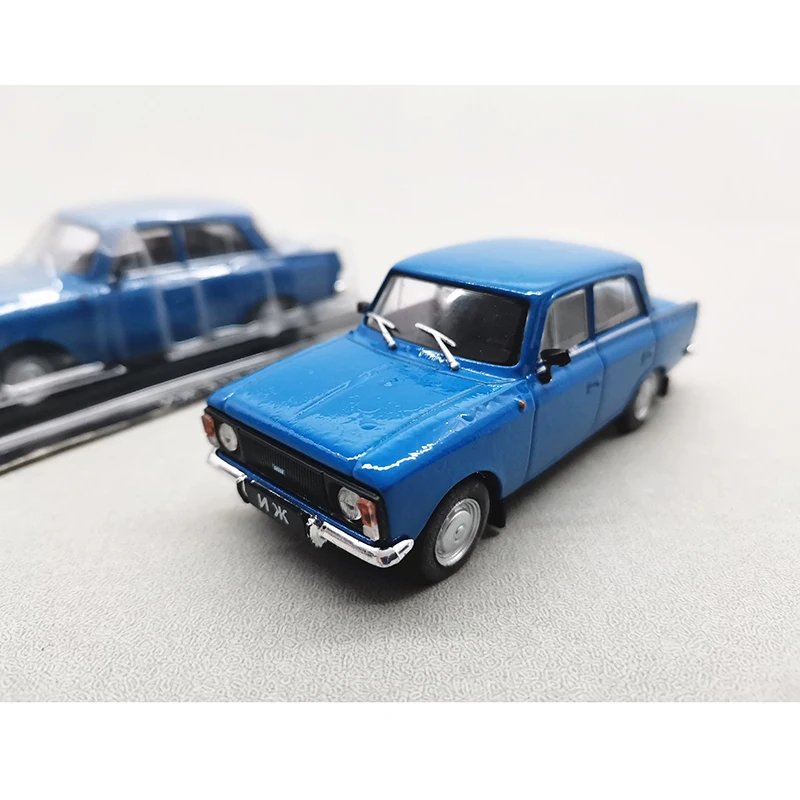 

Коллекция литая под давлением в масштабе 1:43 москвич ИЖ 412-028 винтажные игрушечные автомобили модель классика ностальгия для взрослых сувенир статический дисплей