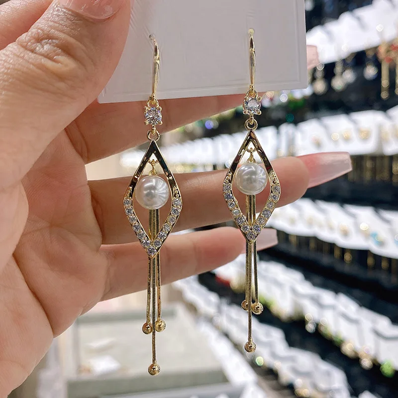 Long Tassel Pearl Drop Earring Fashion Geometric Dangle Earrings Jewelry for Women 
Long Tassel Pearl Drop Earring Fashion Geometric Dangle Earrings Jewelry for Women