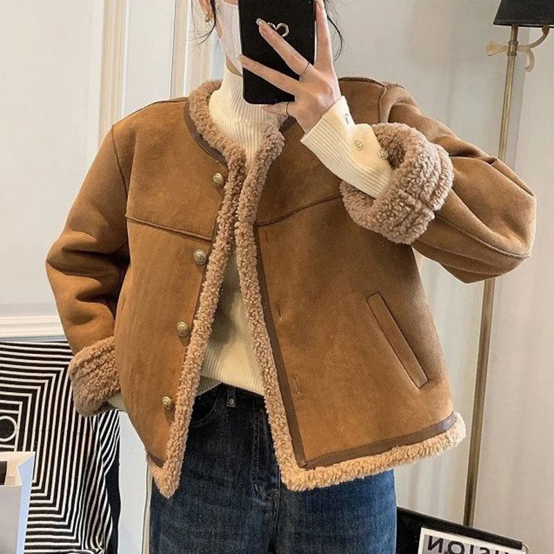 Rimocy Thicken Lamb Wool Coat Women 2023 Winter New Single Breasted Short Jacket Woman Round Neck Warm Motorcycle Outwear Female
Rimocy Thicken Lamb Wool Coat Women 2023 Winter New Single Breasted Short Jacket Woman Round Neck Warm Motorcycle Outwear Female