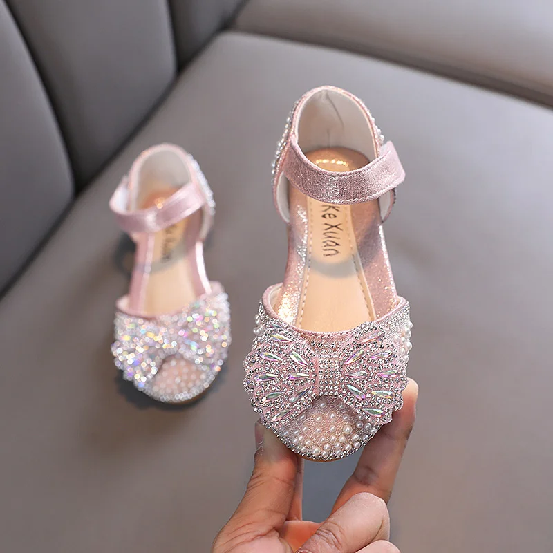 Ainyfu Summer New Girls Pearl Princess Sandals Children's Rhinestone Bow Sandals Kids Sequins Wedding Party Dance Single Shoes
Ainyfu Summer New Girls Pearl Princess Sandals Children's Rhinestone Bow Sandals Kids Sequins Wedding Party Dance Single Shoes